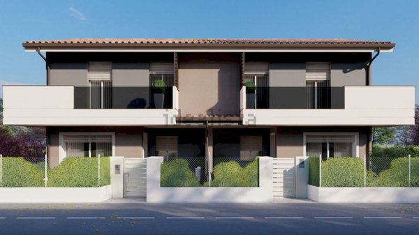 casa indipendente in vendita ad Imola