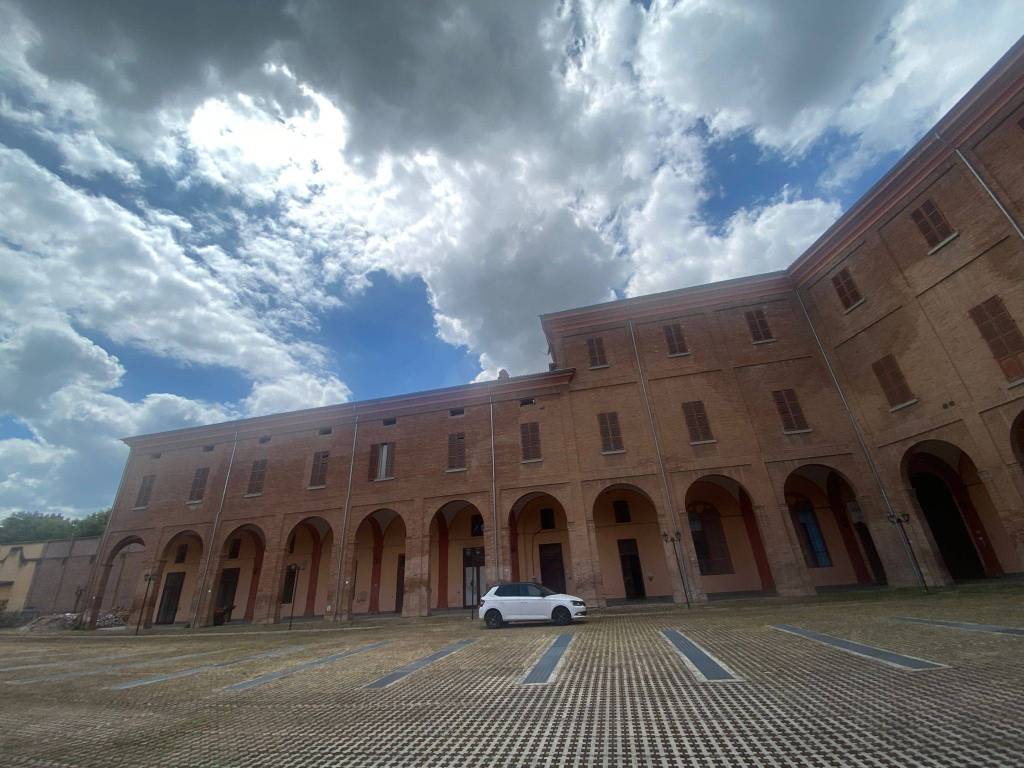 appartamento in vendita ad Imola in zona Centro Storico