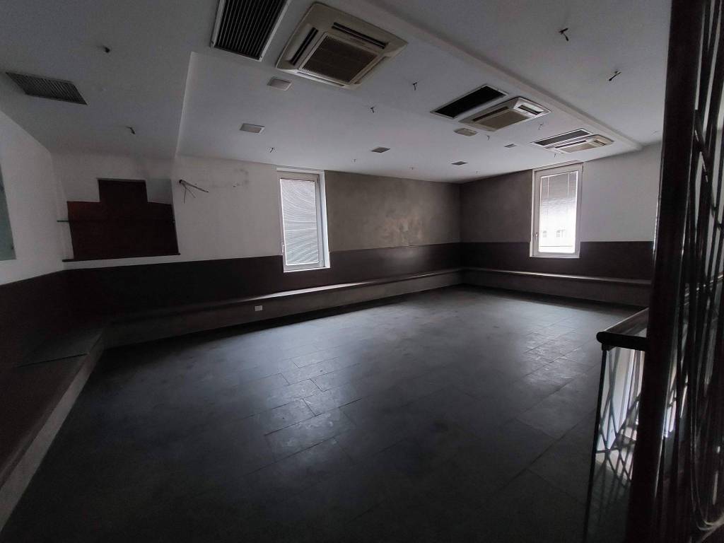 intera palazzina in vendita ad Imola in zona Centro Storico