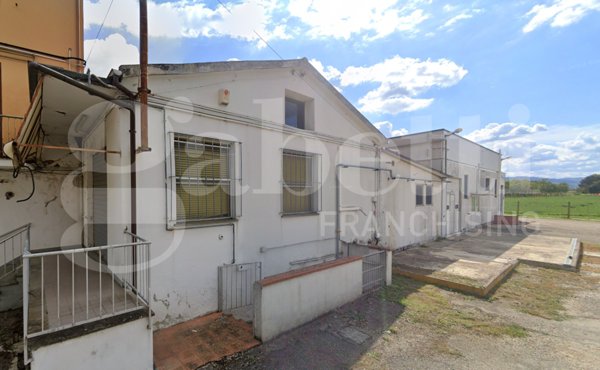 ufficio in vendita ad Imola in zona Centro Storico