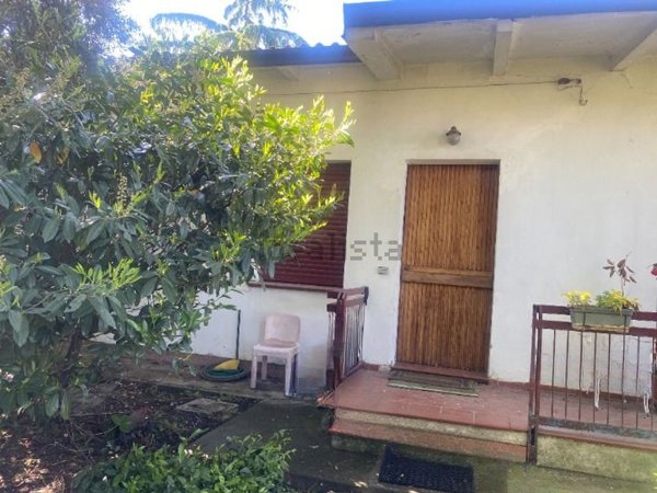 casa indipendente in vendita ad Imola