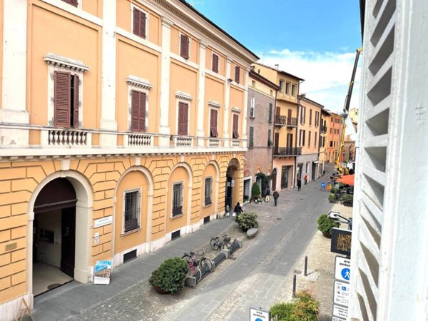 appartamento in vendita ad Imola in zona Centro Storico