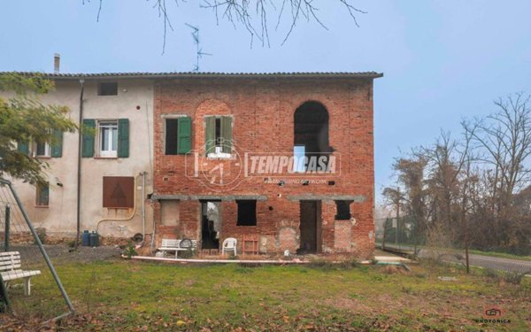 appartamento in vendita ad Imola in zona Centro Storico