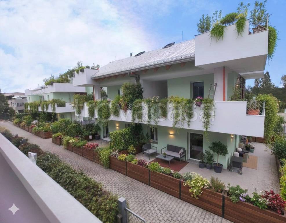 casa indipendente in vendita ad Imola in zona Chiusura