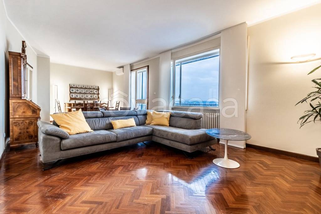 appartamento in vendita ad Imola in zona Centro Storico