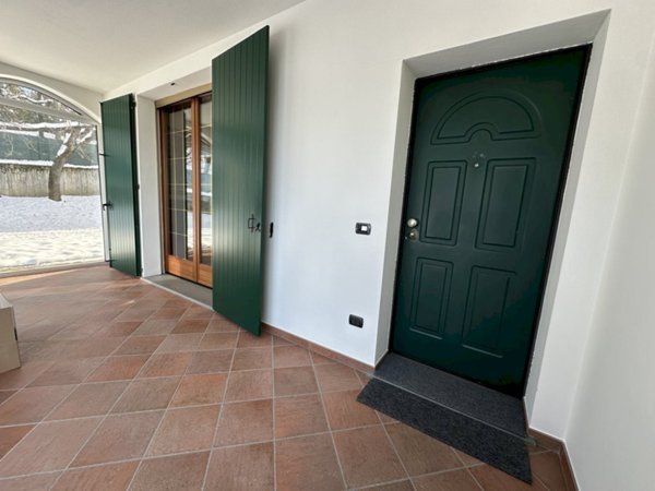 casa indipendente in vendita ad Imola