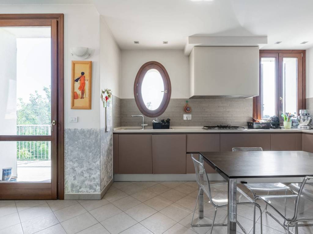 appartamento in vendita ad Imola in zona Sesto Imolese