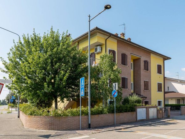 appartamento in vendita ad Imola in zona Sesto Imolese