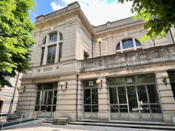 intera palazzina in vendita ad Imola in zona Centro Storico