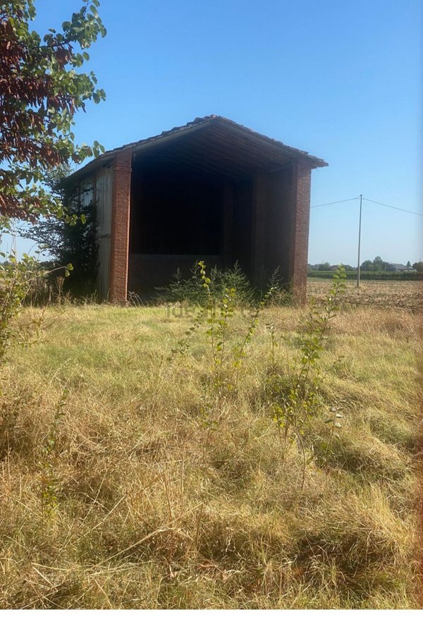 terreno agricolo in vendita ad Imola