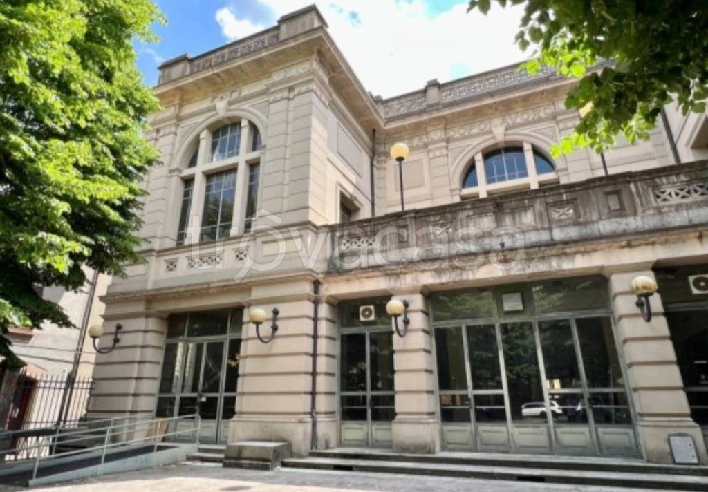 negozio in vendita ad Imola in zona Centro Storico