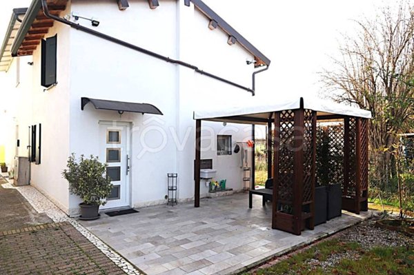 casa indipendente in vendita ad Imola in zona Sesto Imolese