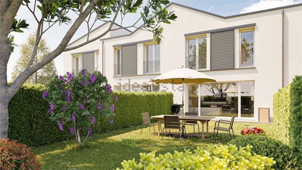 casa indipendente in vendita ad Imola in zona Chiusura