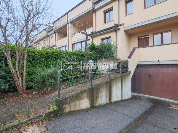 appartamento in vendita ad Imola in zona Pedagna