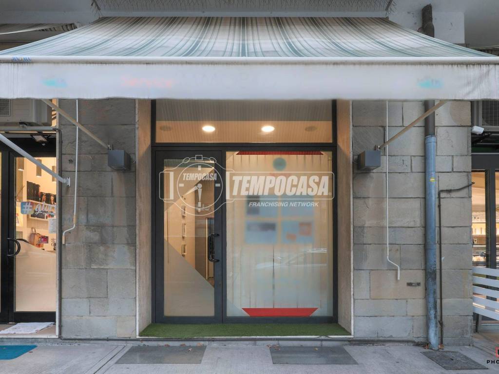 negozio in vendita ad Imola