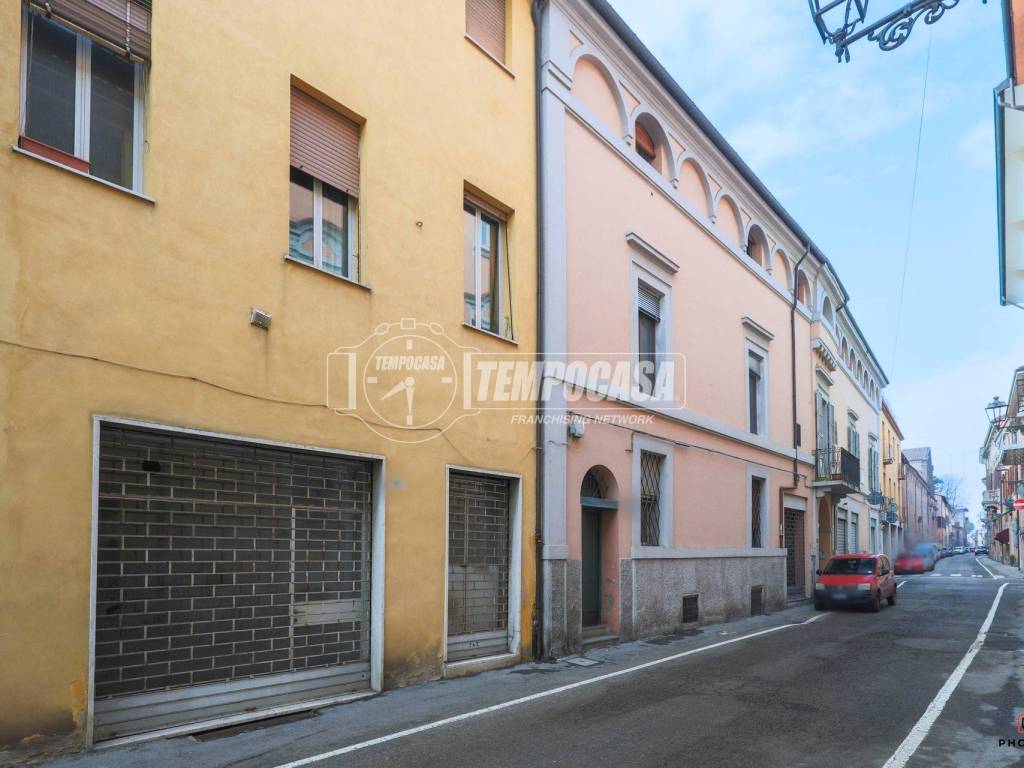 appartamento in vendita ad Imola in zona Centro Storico