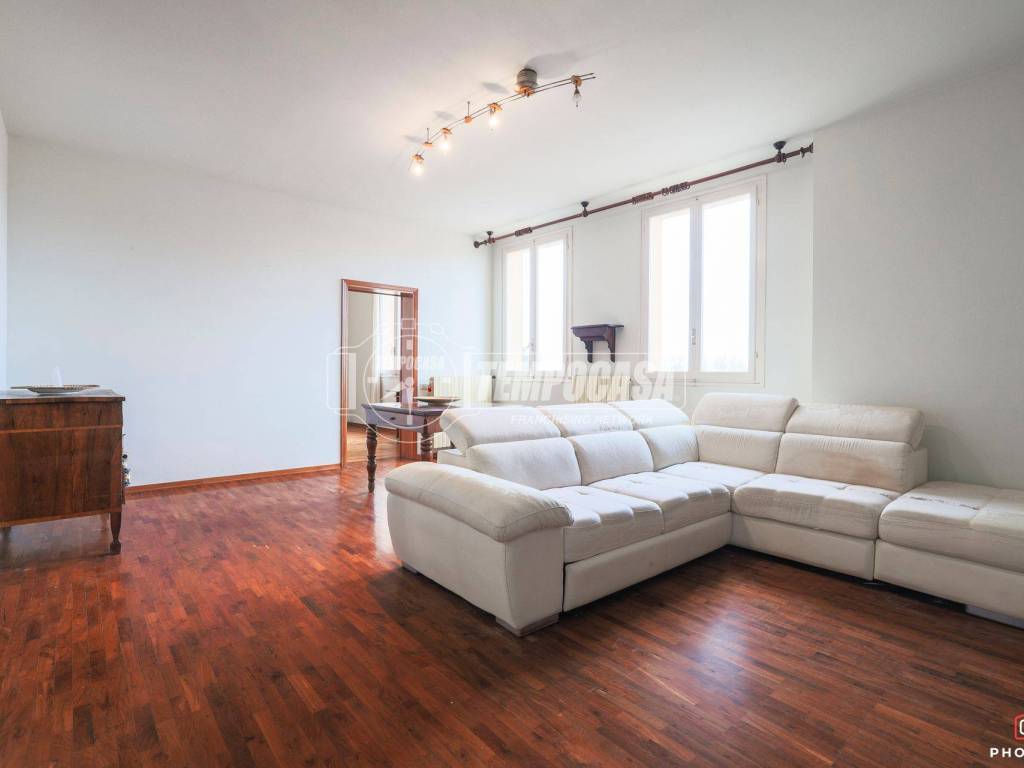 appartamento in vendita ad Imola in zona Centro Storico