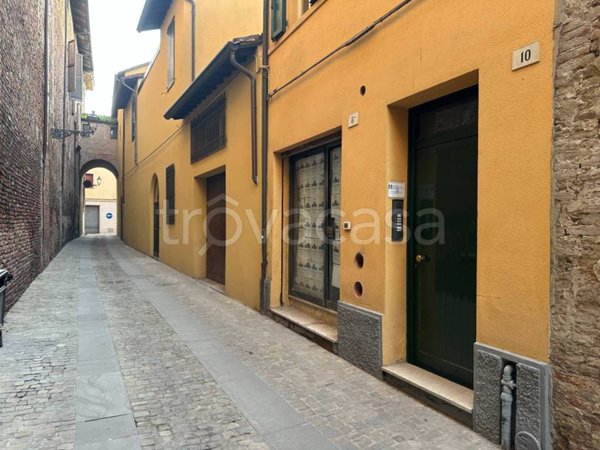 negozio in vendita ad Imola in zona Centro Storico