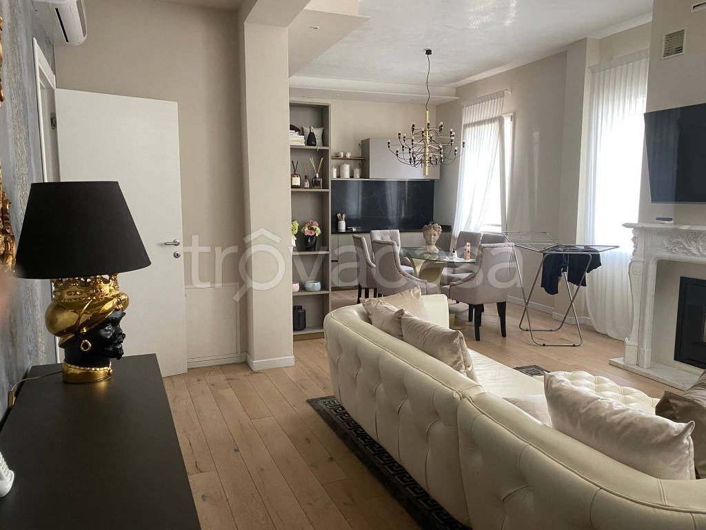 appartamento in vendita ad Imola in zona Centro Storico