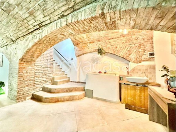 appartamento in vendita ad Imola in zona Centro Storico