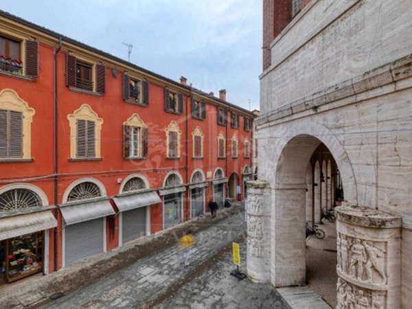 appartamento in vendita ad Imola in zona Centro Storico