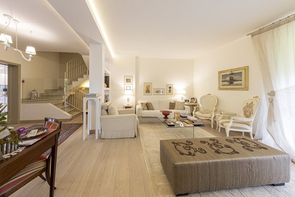 casa indipendente in vendita ad Imola in zona Linaro