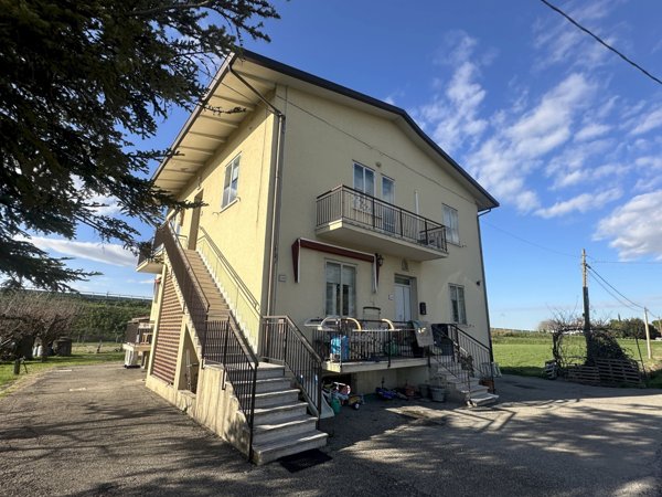 casa indipendente in vendita ad Imola in zona San Prospero