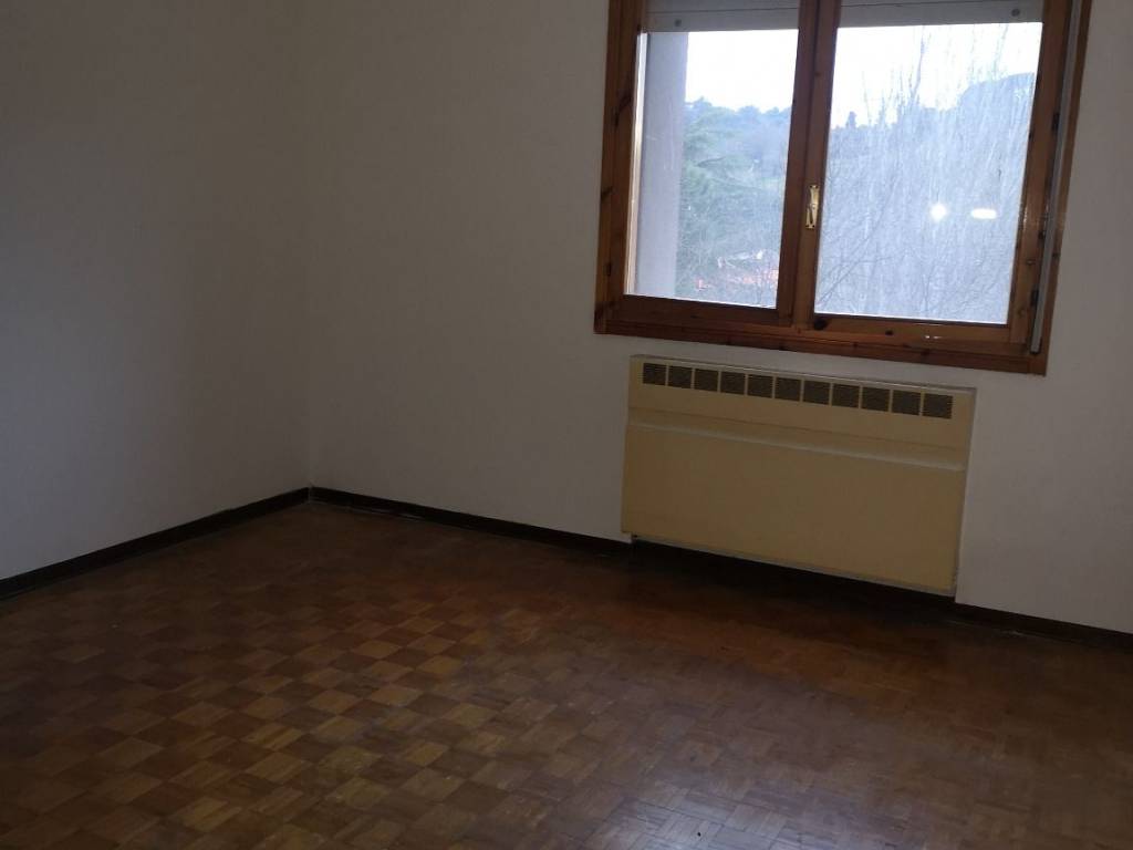 appartamento in vendita ad Imola in zona Pedagna