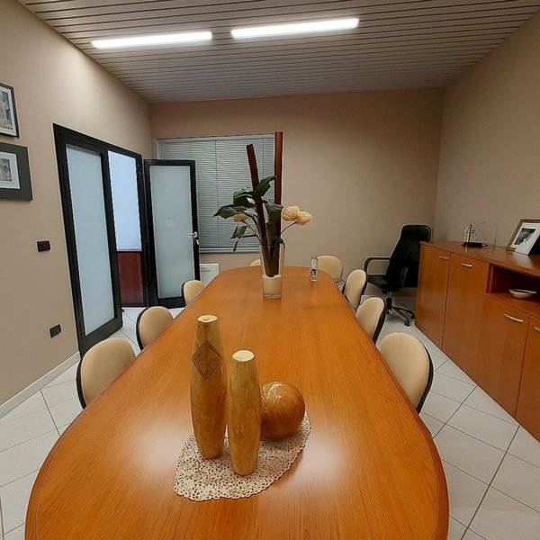 capannone in vendita ad Imola