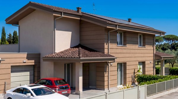 casa indipendente in vendita ad Imola
