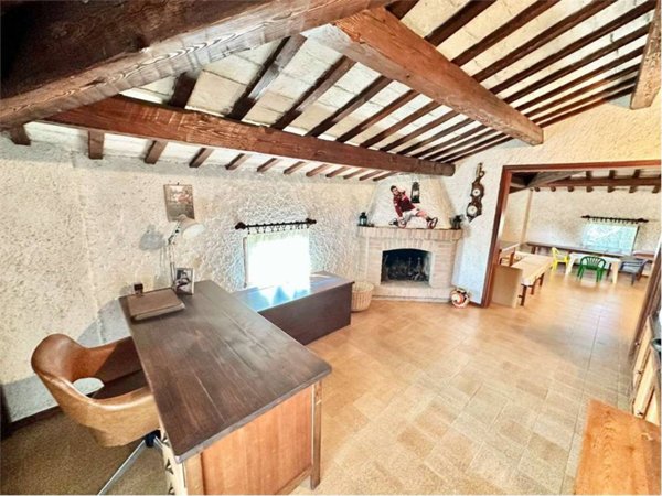 casa indipendente in vendita ad Imola in zona Area Industriale