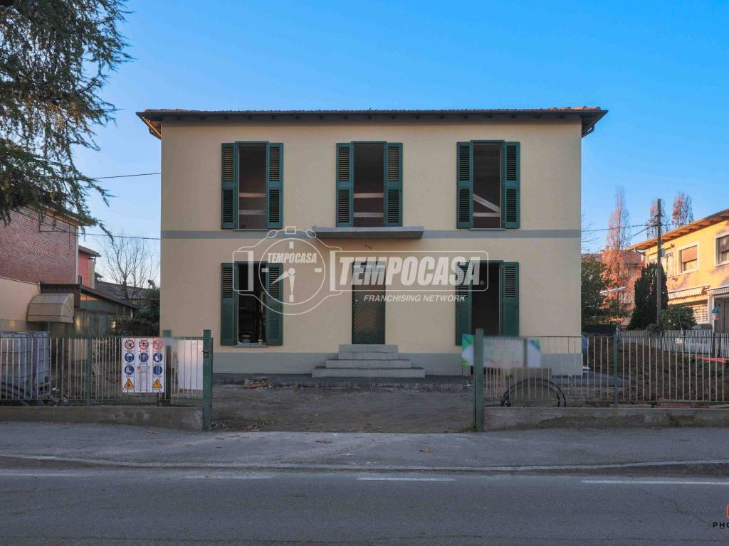 appartamento in vendita ad Imola in zona Area Industriale