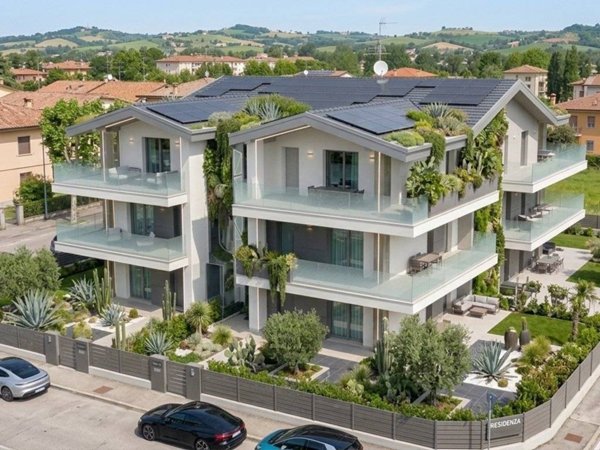 casa indipendente in vendita ad Imola