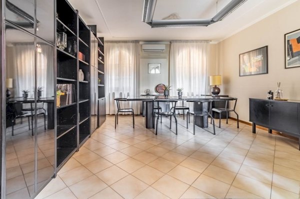 casa semindipendente in vendita ad Imola in zona Centro Storico