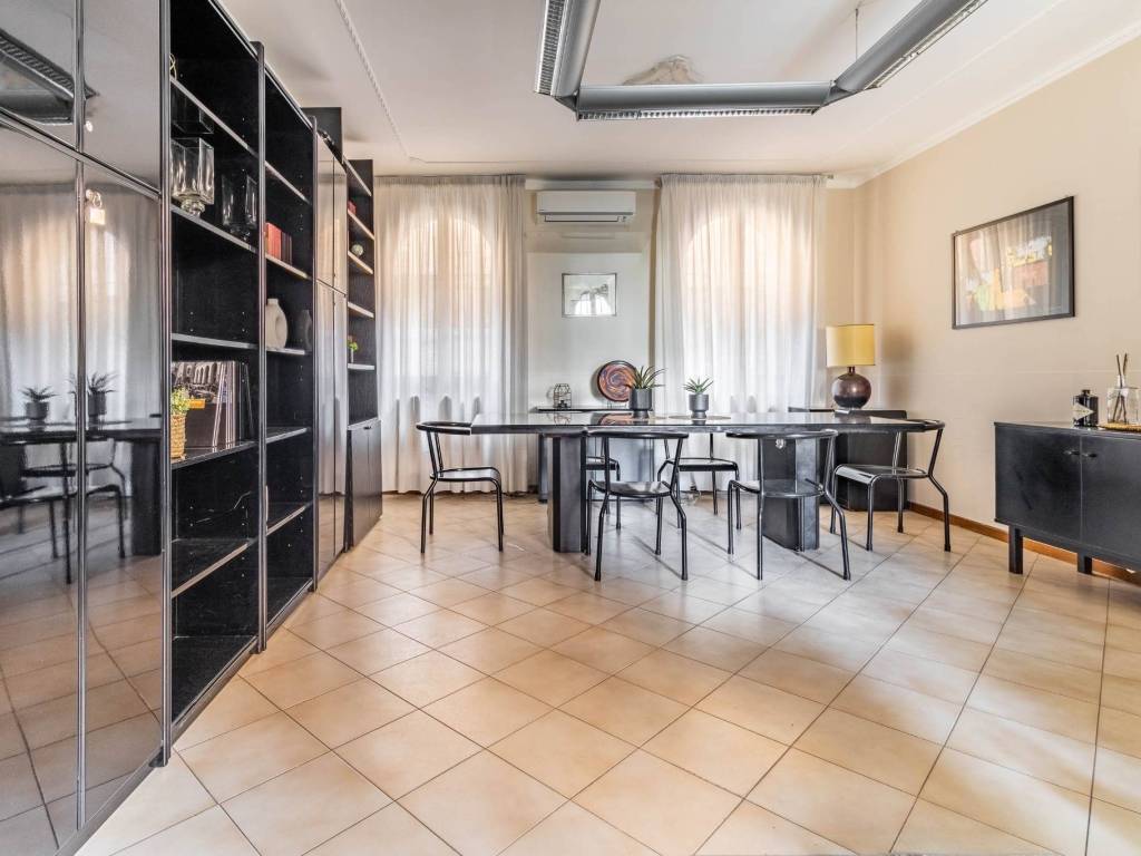 appartamento in vendita ad Imola in zona Centro Storico