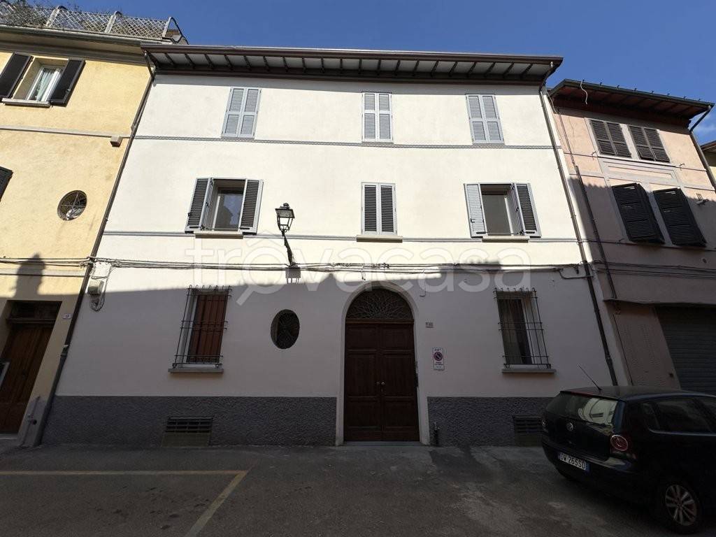 appartamento in vendita ad Imola in zona Centro Storico