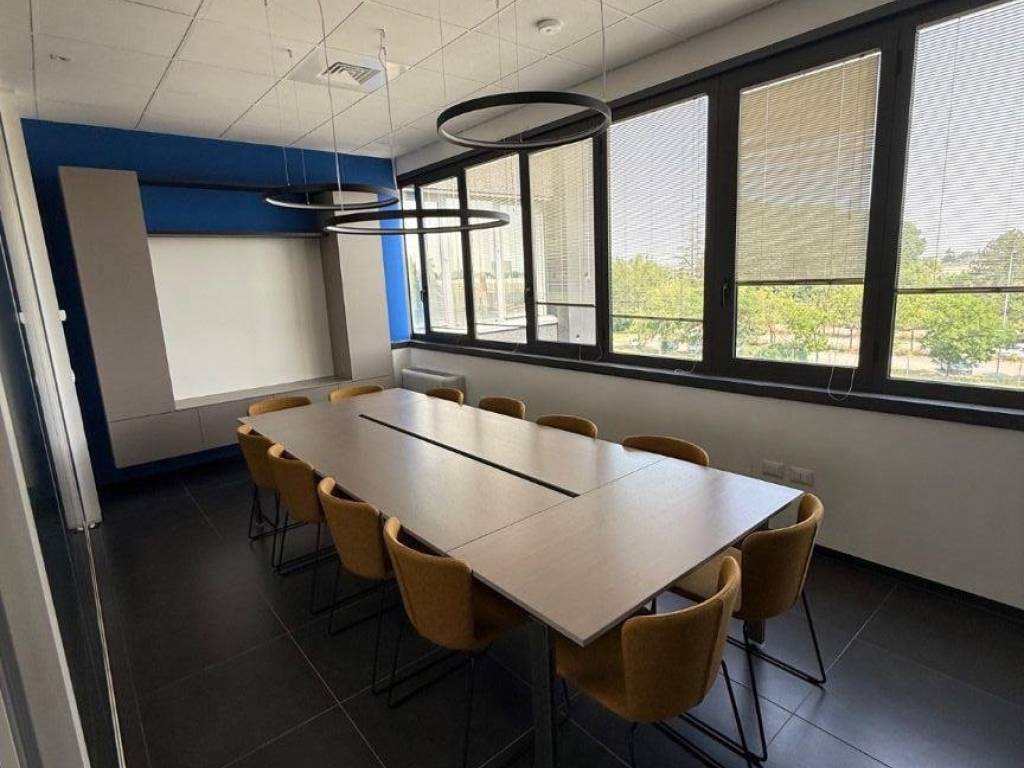 attico in vendita ad Imola in zona Area Industriale