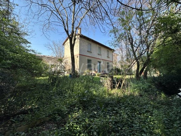 casa indipendente in vendita ad Imola