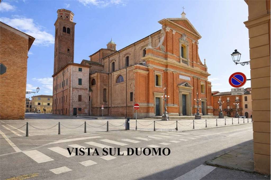 appartamento in vendita ad Imola in zona Centro Storico