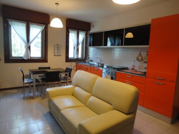 appartamento in vendita ad Imola in zona Càsola Canina