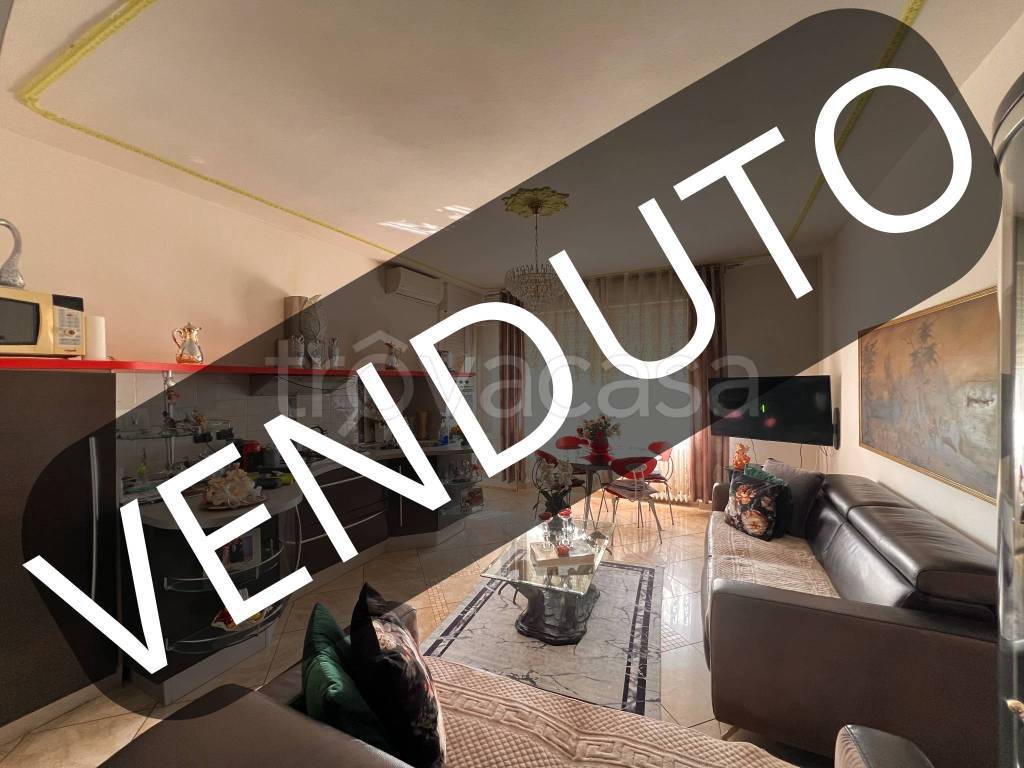 appartamento in vendita ad Imola in zona Centro Storico