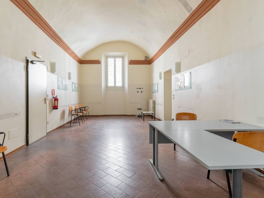 ufficio in vendita ad Imola in zona Centro Storico