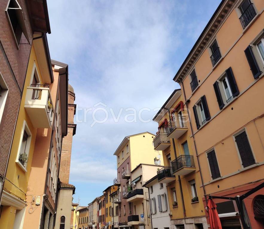 appartamento in vendita ad Imola in zona Centro Storico