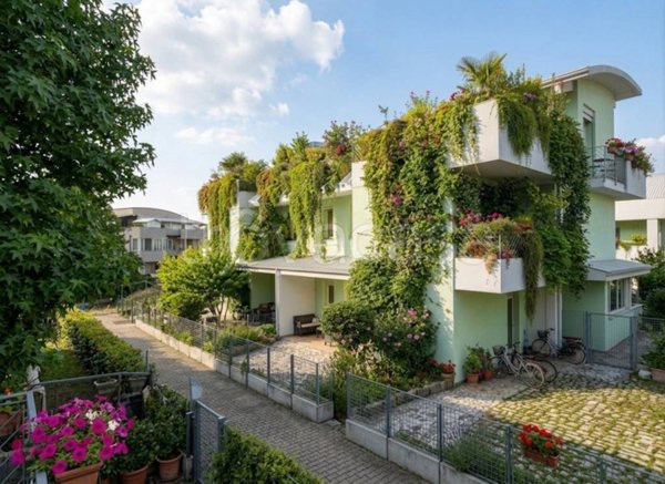 casa indipendente in vendita ad Imola