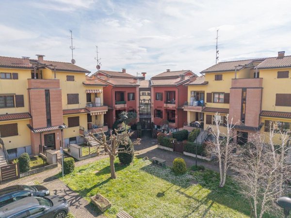 appartamento in vendita ad Imola in zona Zello