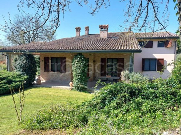 casa indipendente in vendita ad Imola in zona Pedagna