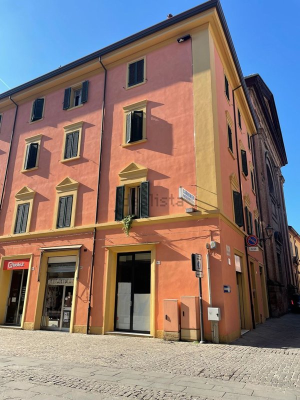 appartamento in vendita ad Imola in zona Centro Storico