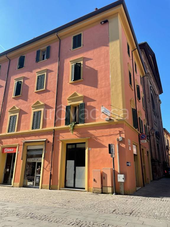 appartamento in vendita ad Imola in zona Centro Storico