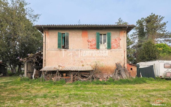 casa indipendente in vendita ad Imola