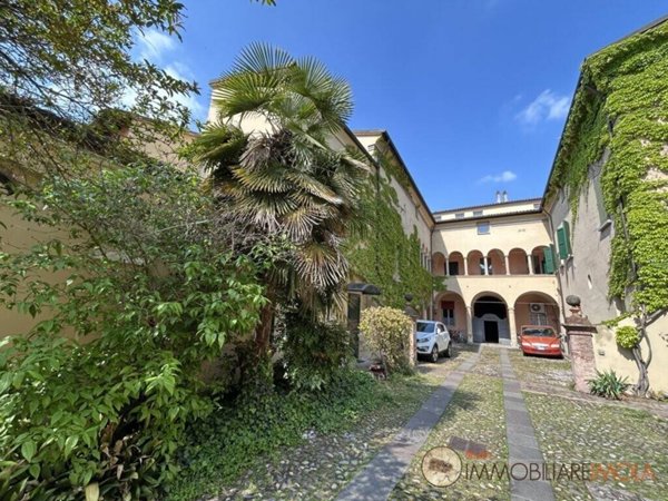 appartamento in vendita ad Imola in zona Centro Storico